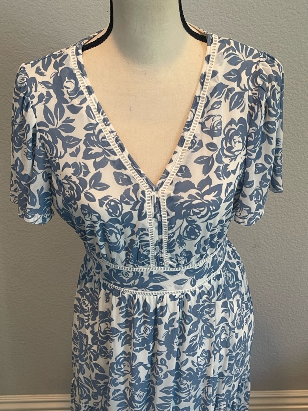 Light Blue Floral Maxi Dress - Women's - Picture 3 of 9